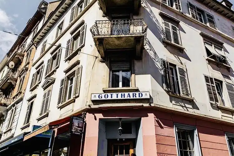 Gotthard Bar