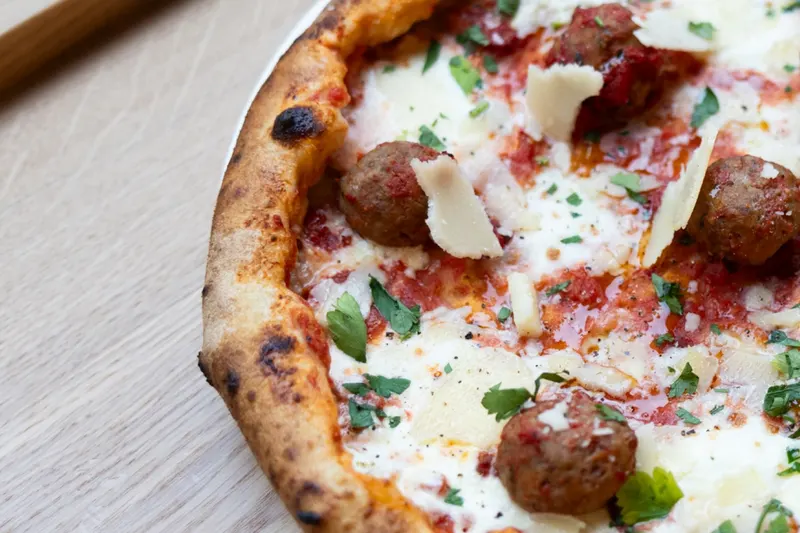 La Bestia - Pizza Pizza